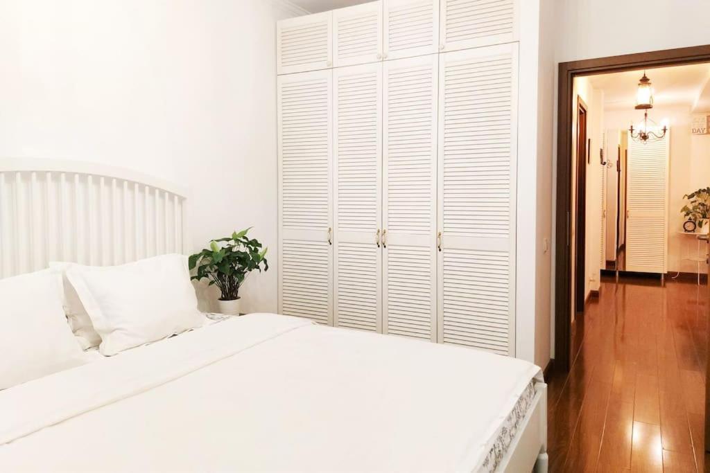 Cosy Boutique 61 Sqm Apartment - Private Parking - Ten Blocks Residence Boekarest Buitenkant foto