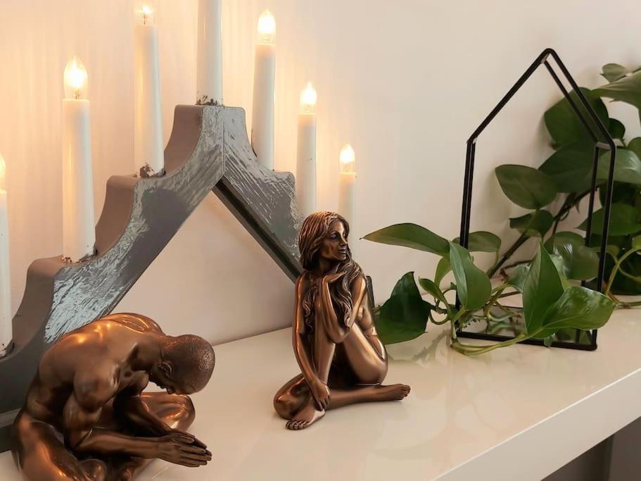 Cosy Boutique 61 Sqm Apartment - Private Parking - Ten Blocks Residence Boekarest Buitenkant foto